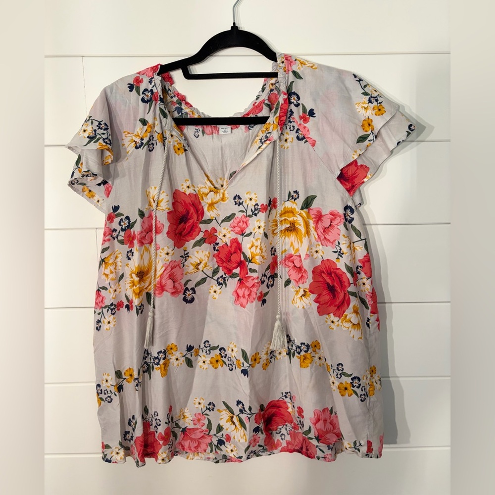 Old Navy Multicolor Floral Top